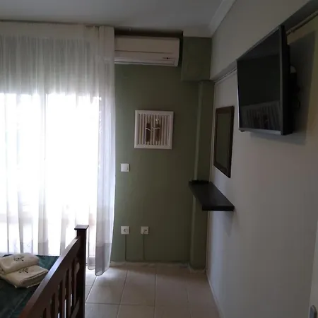 Family-Elia Apartment Paralia Dionysiou Room photo